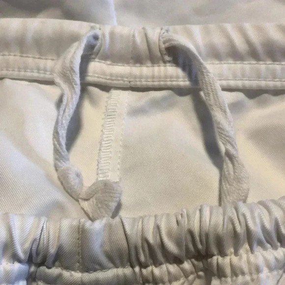 NIKE Vintage Crisp White Court Shorts Size: L - Picture 4 of 8